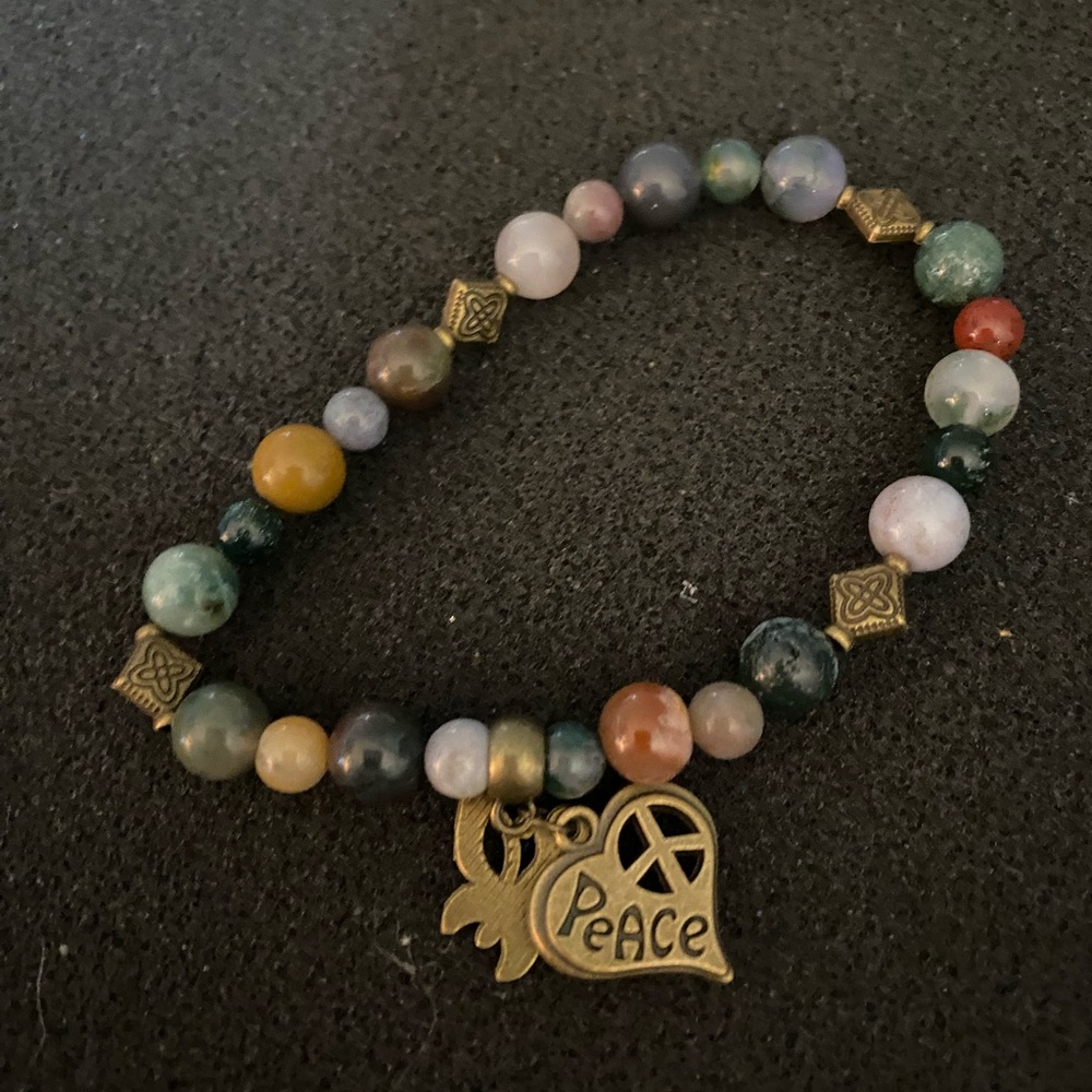 BohoHippie Friendship Bracelets, great as Christmas gifts.